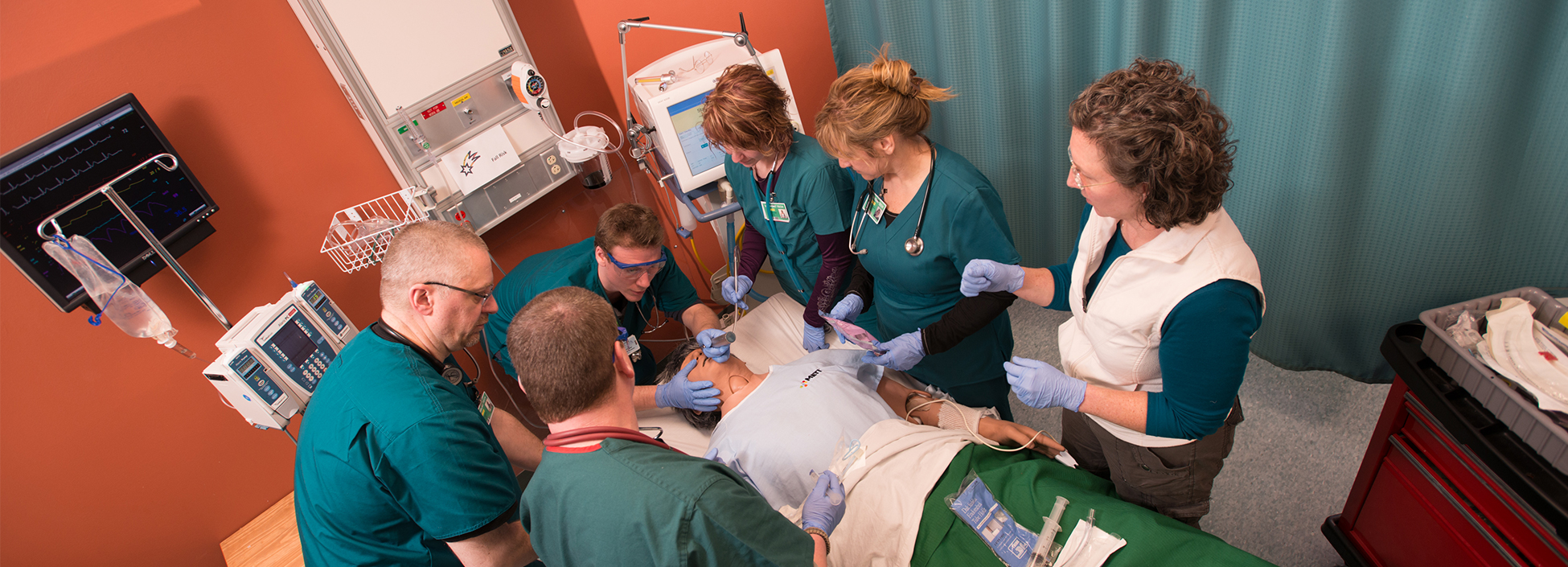 Group of students working in our simulation lab on the Williston campus, respiratory therapy